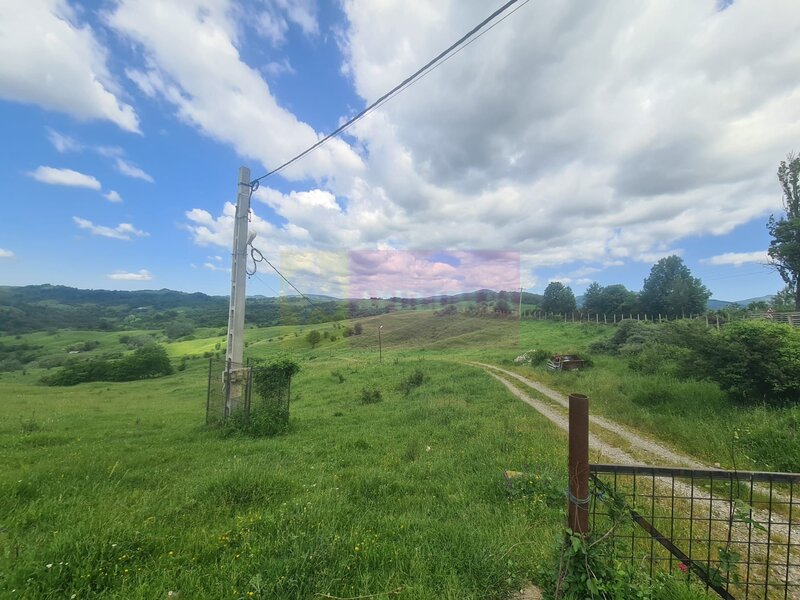 Teren intravilan de vanzare in Breaza (dezvoltare imobiliara)