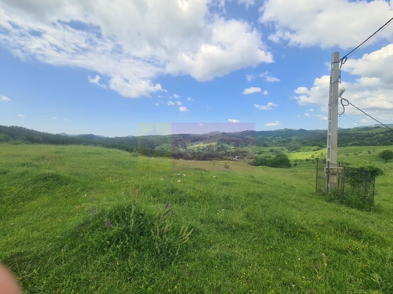Teren intravilan de vanzare in Breaza (dezvoltare imobiliara)
